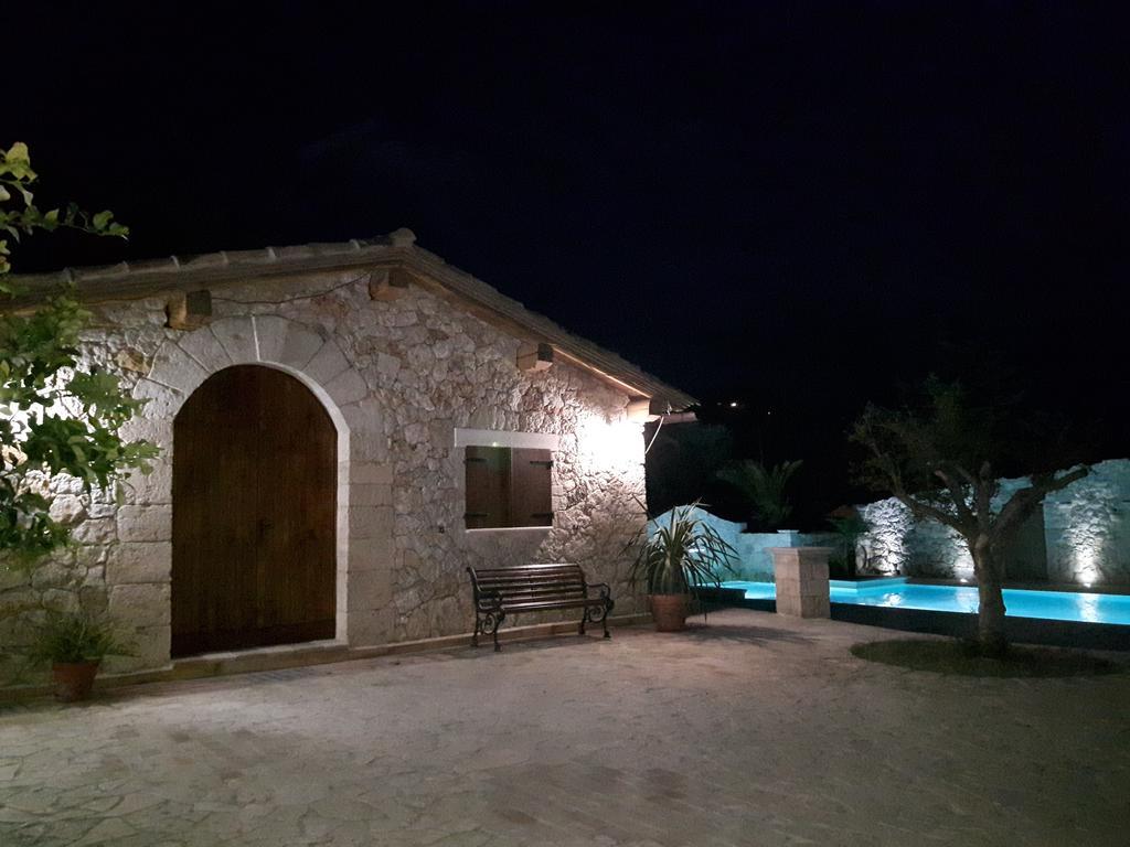 Casale Rocca Russa B&B Villaggio Mosè Exterior foto